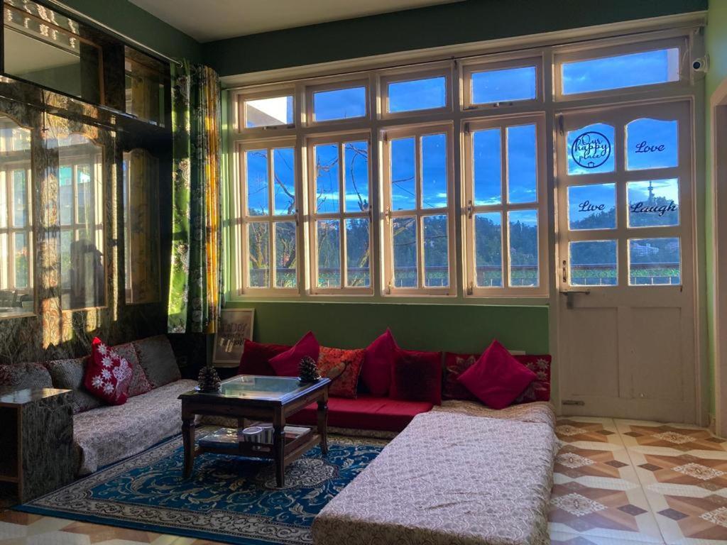 Zu-Zu Hostels 西姆拉 外观 照片